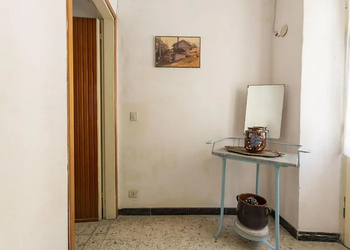 Апартаменты Sciura Elena's Terrace With Lake, Mounts & Valley By Halldis Garzeno