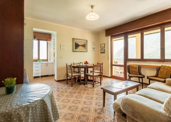 Апартаменты Sciura Elena's Terrace With Lake, Mounts & Valley By Halldis