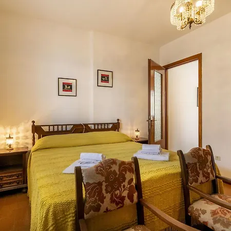 Apartamento Sciura Elena's Terrace With Lake, Mounts & Valley By Halldis Garzeno